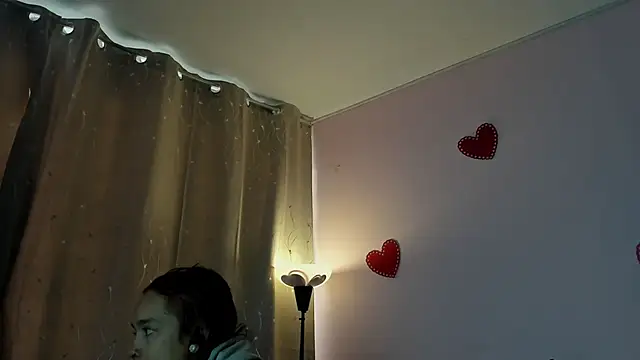 Dafne Mel online show from 27, 2, 2026