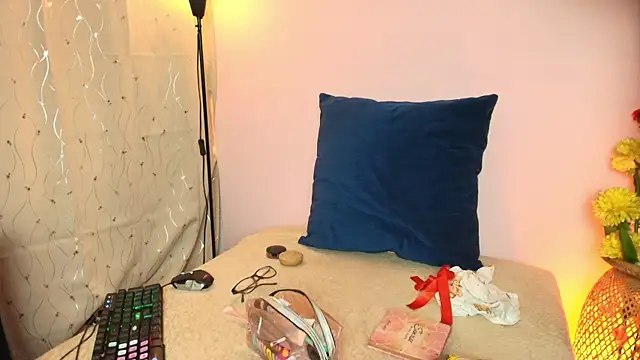 Dafne Mel online show from 11, 2, 2026