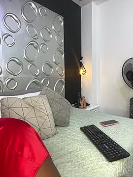 Skylar Smith  online show from 10, 2, 2026