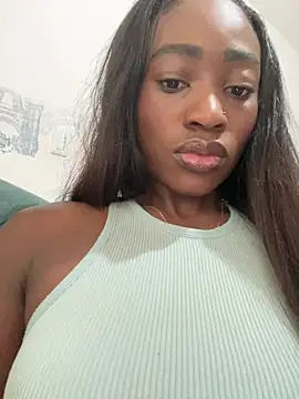 Skylar Smith  online show from 13, 4, 2026