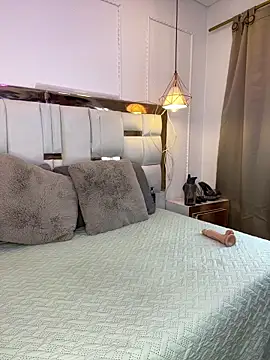 Skylar Smith  online show from 11, 3, 2026