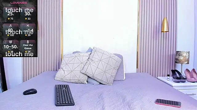 Skylar Smith  online show from 10, 1, 2026