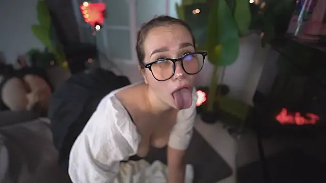 heylixie   online show from 15, 2, 2026