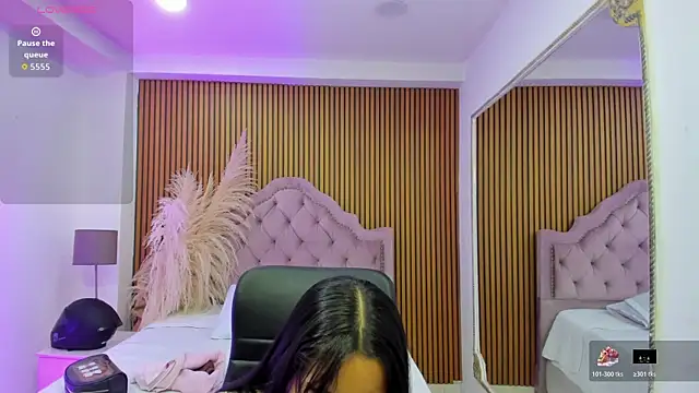 Starbutterflyy  online show from 16, 1, 2026