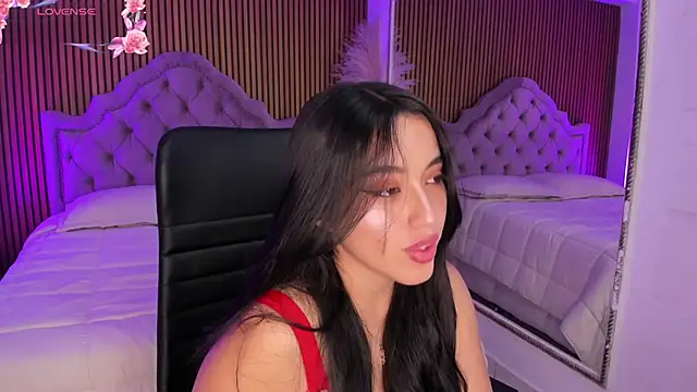 Starbutterflyy  online show from 9, 3, 2026