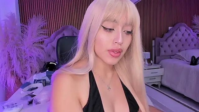 Snapshot of Starbutterflyy_ chatting on 18, 4, 2026 Starbutterflyy online show from 18, 4, 2026