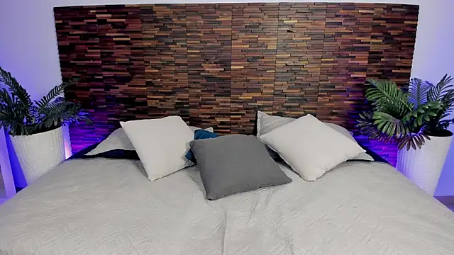 Snapshot of debra_win chatting on 3, 12, 2025 debra win online show from 3, 12, 2025