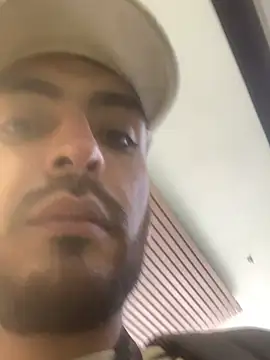 malek xarx  online show from 11, 4, 2026