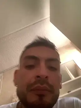 malek xarx  online show from 22, 10, 2025