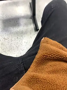 malek xarx  online show from 6, 11, 2025