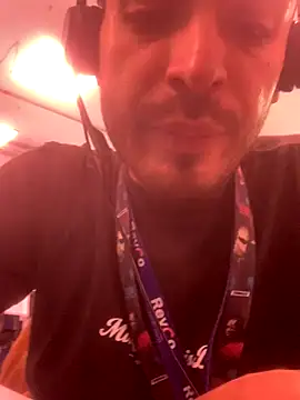 malek xarx  online show from 28, 11, 2025