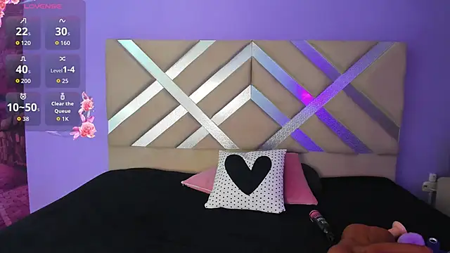 tiana rosse  online show from 9, 9, 2025