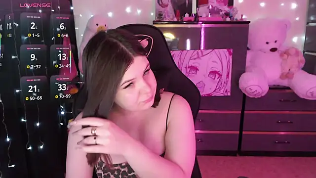 AmyVibess online show from 6, 11, 2025