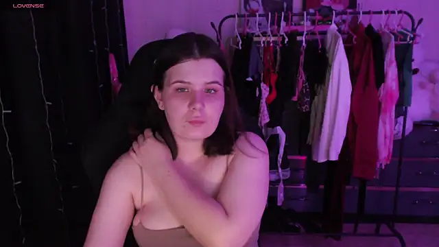 Snapshot of AmyVibess chatting on 11, 7, 2026 AmyVibess online show from 11, 7, 2026