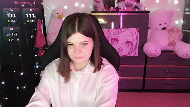 AmyVibess online show from 5, 11, 2025