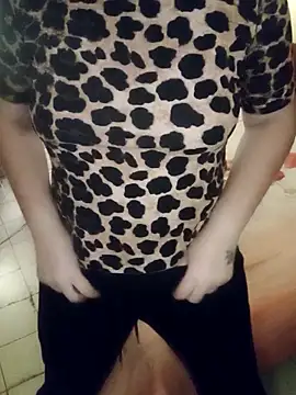 Snapshot of BlanquitaMexicana chatting on 10, 10, 2025 BlanquitaMexicana online show from 10, 10, 2025