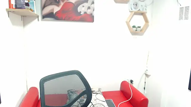 DIVAX MONSERRAT online show from 12, 4, 2026