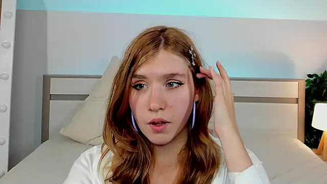 Iris Rain online show from 15, 9, 2025