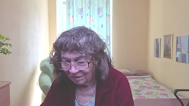 Betty Brick online show from 26, 4, 2026