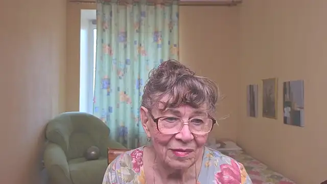 Betty Brick online show from 2, 5, 2026