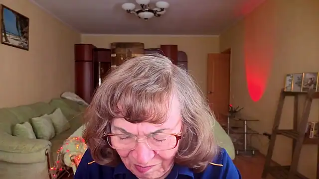 Snapshot of Betty_Brick chatting on 11, 1, 2026 Betty Brick online show from 11, 1, 2026