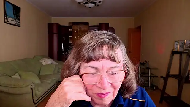 Snapshot of Betty_Brick chatting on 7, 1, 2026 Betty Brick online show from 7, 1, 2026