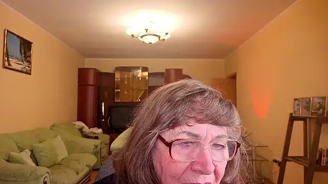 Snapshot of Betty_Brick chatting on 9, 1, 2026 Betty Brick online show from 9, 1, 2026