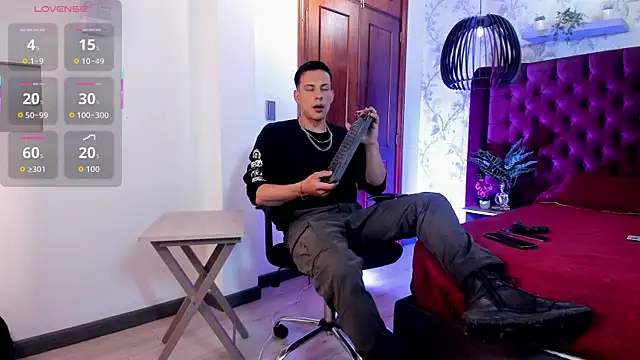 Dustin Sonne online show from 5, 10, 2025