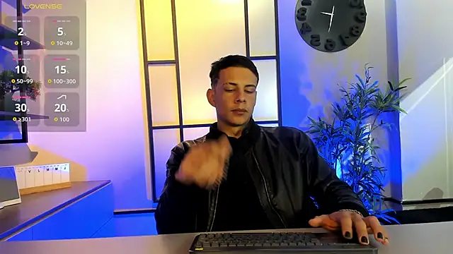 Dustin Sonne online show from 4, 10, 2025