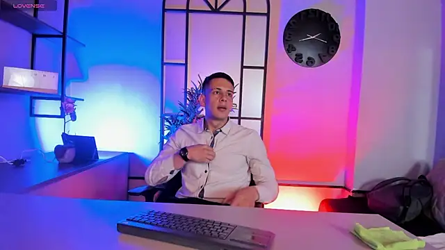 Dustin Sonne online show from 7, 3, 2026