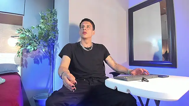 Dustin Sonne online show from 30, 6, 2026