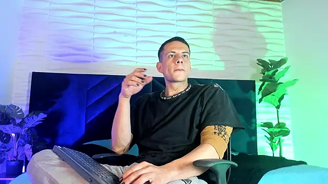 Dustin Sonne online show from 2, 4, 2026