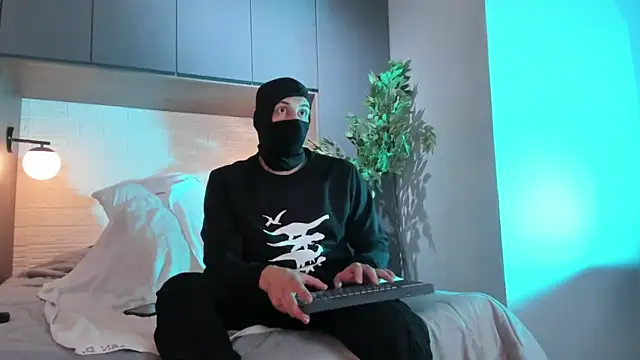 Dustin Sonne online show from 12, 9, 2025