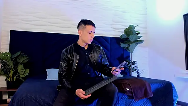 Dustin Sonne online show from 30, 10, 2025