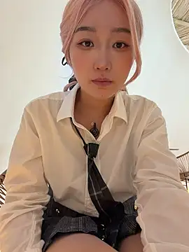 winter11 online show from 5, 10, 2025