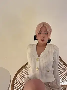 winter11 online show from 17, 10, 2025