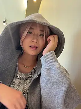 Snapshot of winter11 chatting on 7, 2, 2026 winter11 online show from 7, 2, 2026