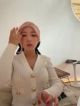 Snapshot of winter11 chatting on 1, 2, 2026 winter11 online show from 1, 2, 2026