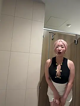 winter11 online show from 6, 10, 2025