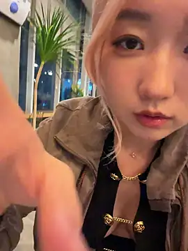 winter11 online show from 15, 10, 2025