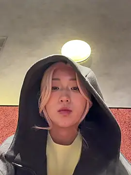 winter11 online show from 13, 11, 2025