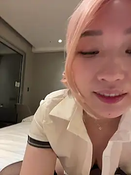 winter11 online show from 17, 9, 2025