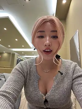 Snapshot of winter11 chatting on 8, 2, 2026 winter11 online show from 8, 2, 2026