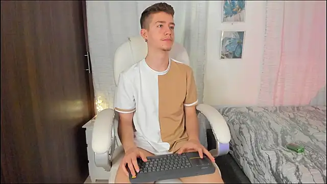 ThiagooJames online show from 26, 9, 2025