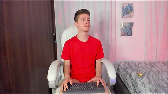 ThiagooJames online show from 6, 10, 2025