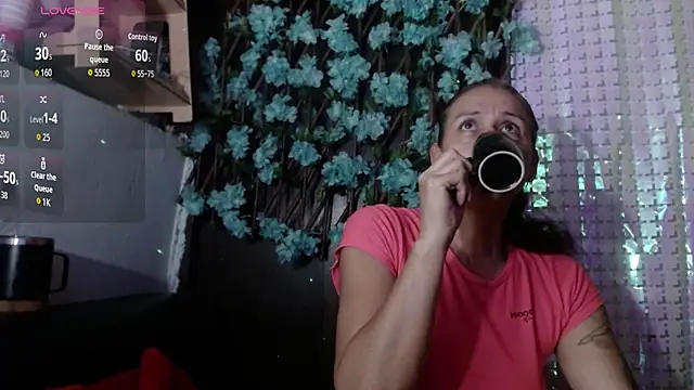 darling hott online show from 31, 10, 2025