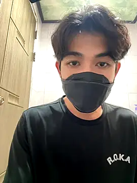 Snapshot of SongJinWoo007 chatting on 4, 10, 2025 SongJinWoo007 online show from 4, 10, 2025