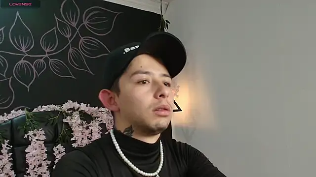 Aleecandrews online show from 11, 11, 2025