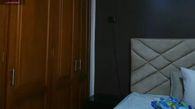 Aleecandrews online show from 30, 10, 2025