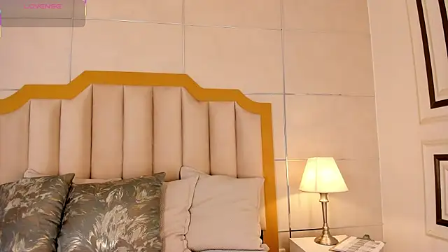 MaddieParker online show from 4, 12, 2025